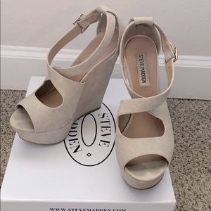 Steve Madden Xternal Wedges